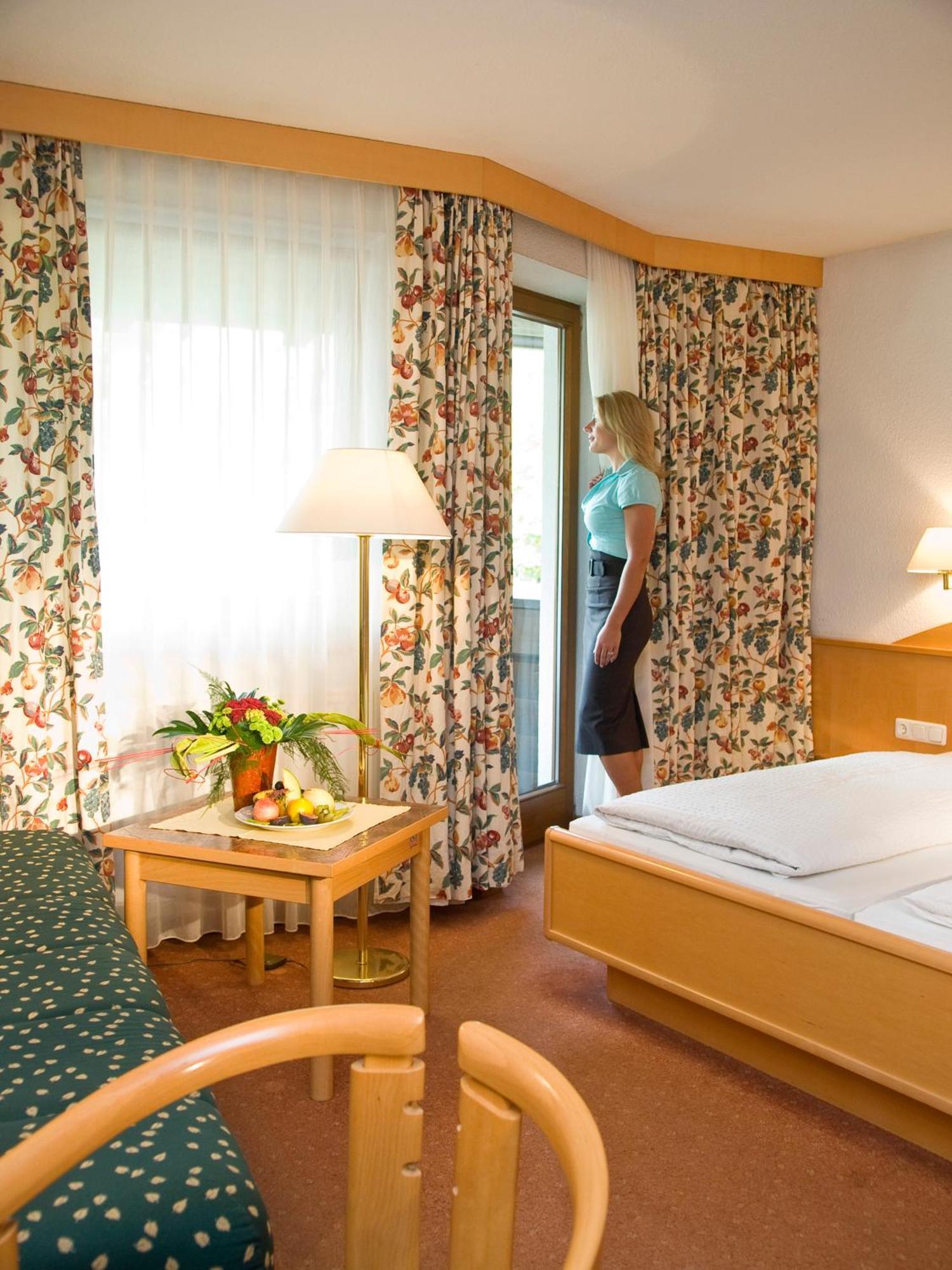 Hotel Auderer Имст Стая снимка