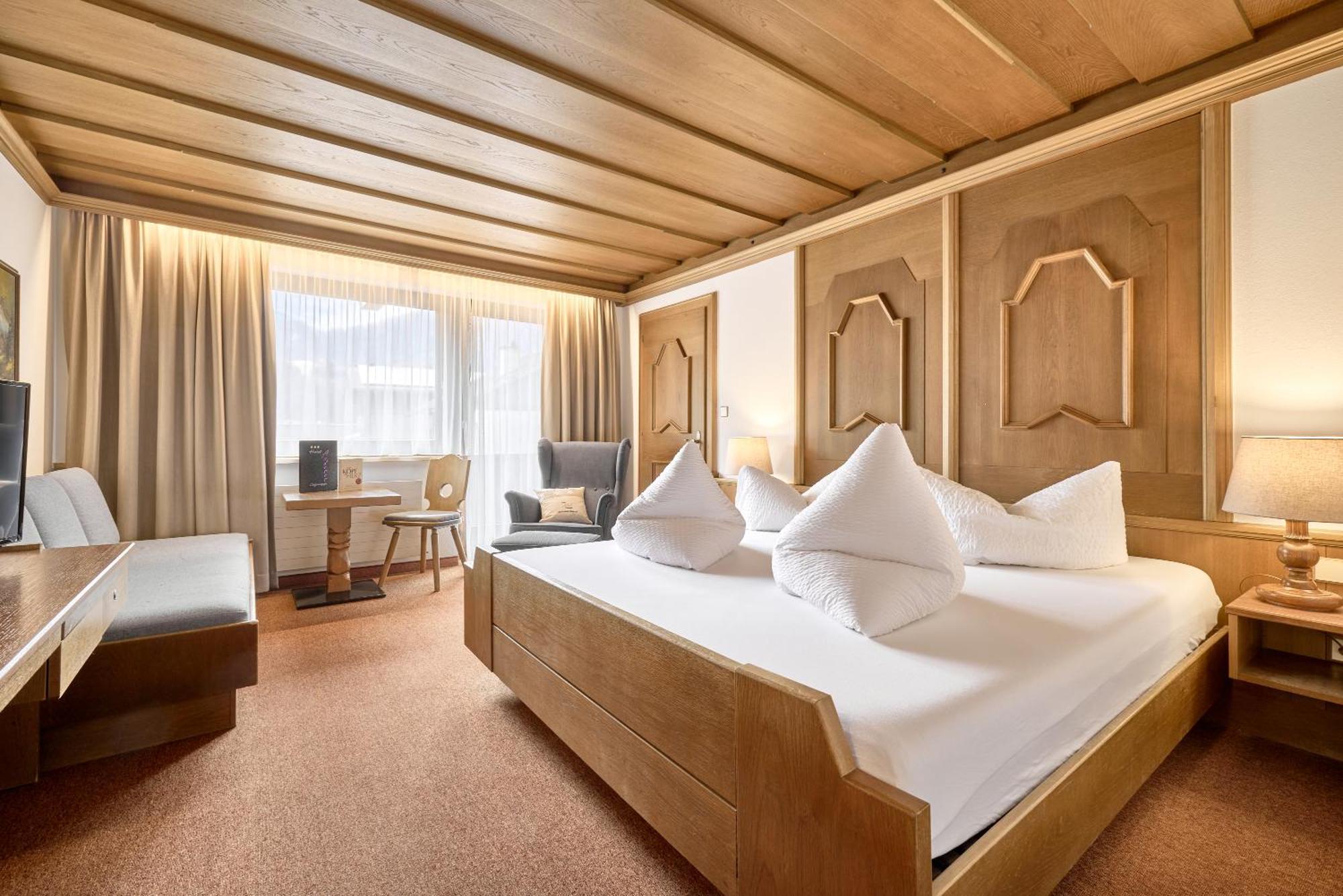 Hotel Auderer Имст Екстериор снимка